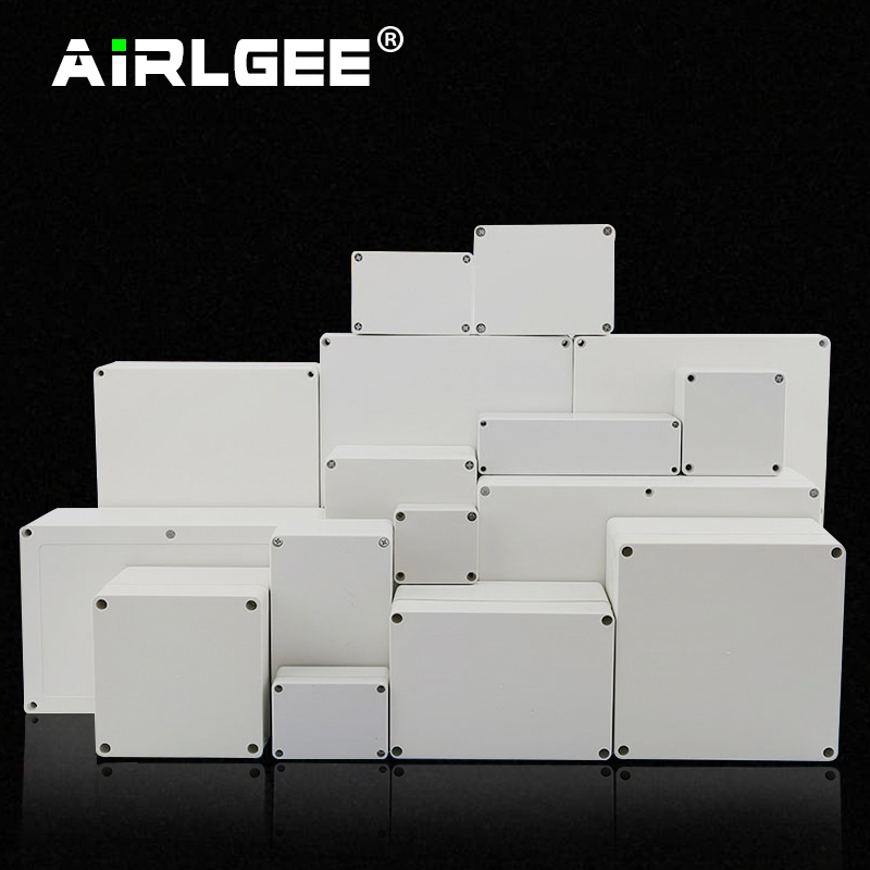 Economy F Series DIY Outdoor M - Outdoor Power Outlet Box のレビューと価格